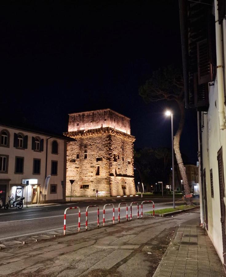 Villa Casina Elena - Viareggio centro Esterno foto